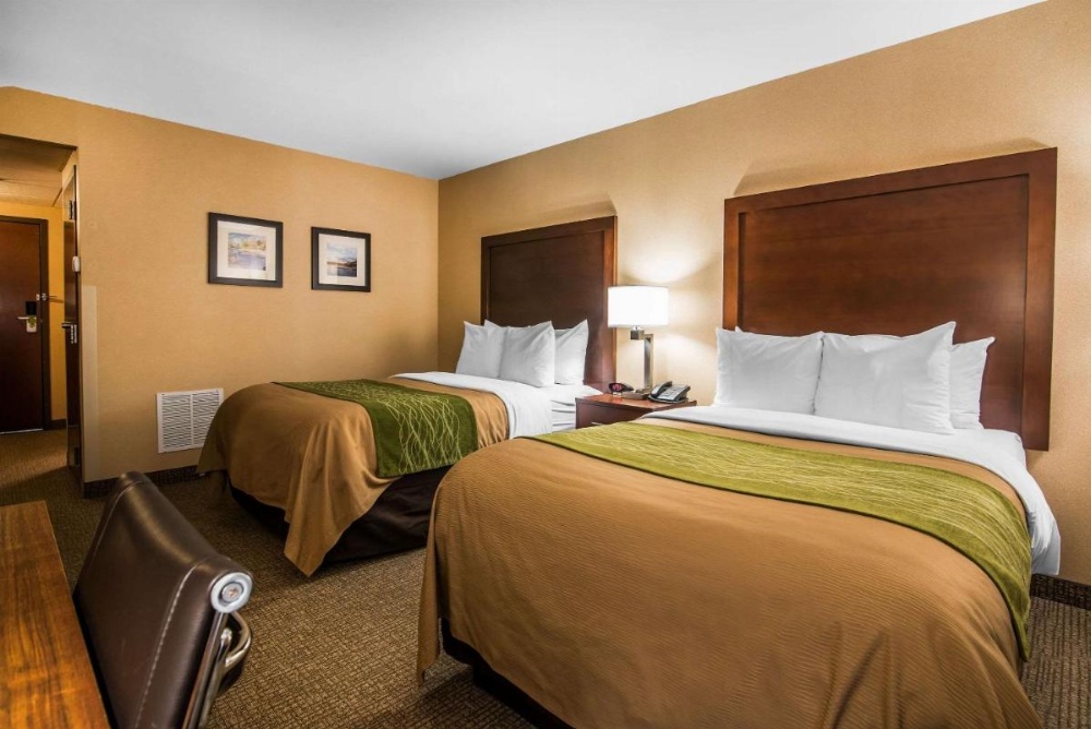 Room image 4